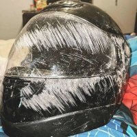 А зачем дуракам шлемы?