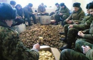 Старая, добрая и быстрая чистка картохи....