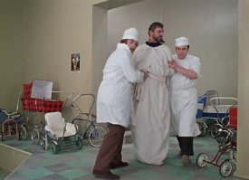 В сердце смутная тревога , с головы торчат два рога , ночью яйца каменеют , пятна на лице краснеют , а в ушах какой-то звон...... Это всё пройдёт как сон )))).