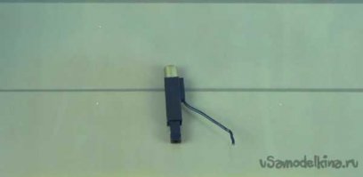 мы даже такой фигней от сломанной зажигалки умудрялись подпалить.
(хотя чаще использовали ее для злых шуток  )