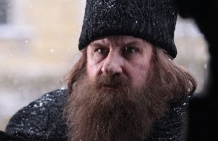 Депердье в роли Распутина.