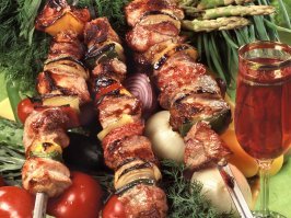 Я б шашлычку с него наделал бы... Я думаю вкусный шашлык заглушит любые муки совести.