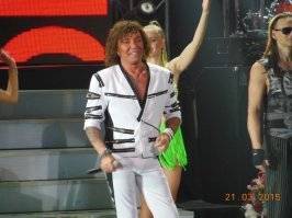 У меня дома Леонтьев на минималках))