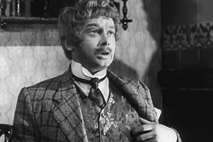 Вот с усами (Илья Петрович Сохатых) непривычный, кстати, образ. Сыграл безупречно, вот только экранизация "Вечного зова" вобрала лишь малую часть романа, увы.