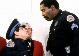 Это-ж Мозес Хайтауэр. Кранты креслам.