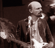 Погоды тогда стояли тёплые.