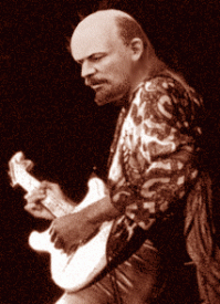 Погоды тогда стояли тёплые.