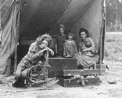 Да-да, "и хруст французской булки"(с)
А есть и другие фото...