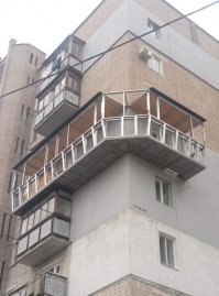 Стандартные постройки тоже можно разнообразить
