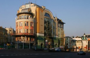 Бельгиец создал Инстаграм, в котором показывает, что самые нелепые дома построены в его стране