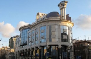Бельгиец создал Инстаграм, в котором показывает, что самые нелепые дома построены в его стране