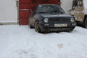гольф 8 разочарование, которые многие ждали совсем в другом экстерьере, скажу так интерьер на 5, экстерьер....оставим это автокритикам, как по мне, получилось полное унылое г..., а должен был быть вот таким, да ну и своего красавца прикреплю)))