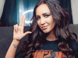 Кому поклоняются представители шоу-бизнеса