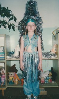 а это - дочь (ну, какие родители...)