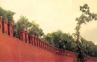 Жесть. 
Прям вспомнился ураган в Москве 1998 года.