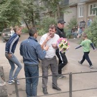 Вот здесь прямо 1:1 мой город. Как бы и не глубинка, но ПОЛНЫЙ БЕСПРОСВЕТ. Предприятия (оборонные! Военщина, которой так гордится пуйло) разорены, превратились в х/з что. Народ в многотысячном городе инженеров(!) превратился в шатающихся никчёмных колдырей. Люди потеряли квалификацию(!), которая так была нужна стране и ушли вообще в параллельные миры - торговать, пахать, водить, воровать и т.п. А тот жизнерадостный му***ак "Урал", который постит еженедельные "радостные новости о Рассее" просто зажравшийся тупорылый тюлень, который с трудом понимает, что его агитация вообще не имеет ничего общего с тем, где мы живём - вот в таких вот городах с фото. Вот ты ИМ расскажи про "достижения" - поржут ребята, да и вы***е**ут тебя твоим же ноутом! Чтоб тошниловку пропагандонскую не строчил. А забанил ты меня лишь подтверждая свою ушлёпскую натуру, козёл-путинолизд!