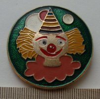 Медаль заслужил.На клетчатый берет тоже норматив сдал.