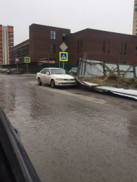 В Тюмени тоже две ночи задувал.