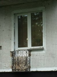 Нормальный "французский" балкон, чтоб выйти, покурить. В чем проблема?