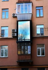 Писали же уже, что это фотошоп. 
Баянить фейковые баяны - это искусство.