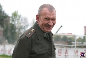 В Улан-Удэ БТР врезался во внедорожник