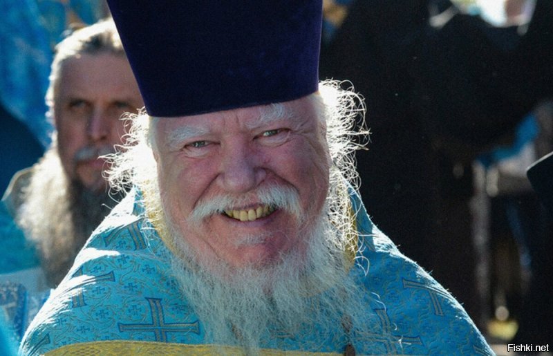 блажен ,кто верует .....
А, вы давно бывали на похоронах , венчании или крестинах .... И не в храмах "российской глубинки".Фейки, шмейки, оставьте себе.Церковь и попы , не всегда тождественны с Верой и Батюшкой ! Далее спорить не намерен .