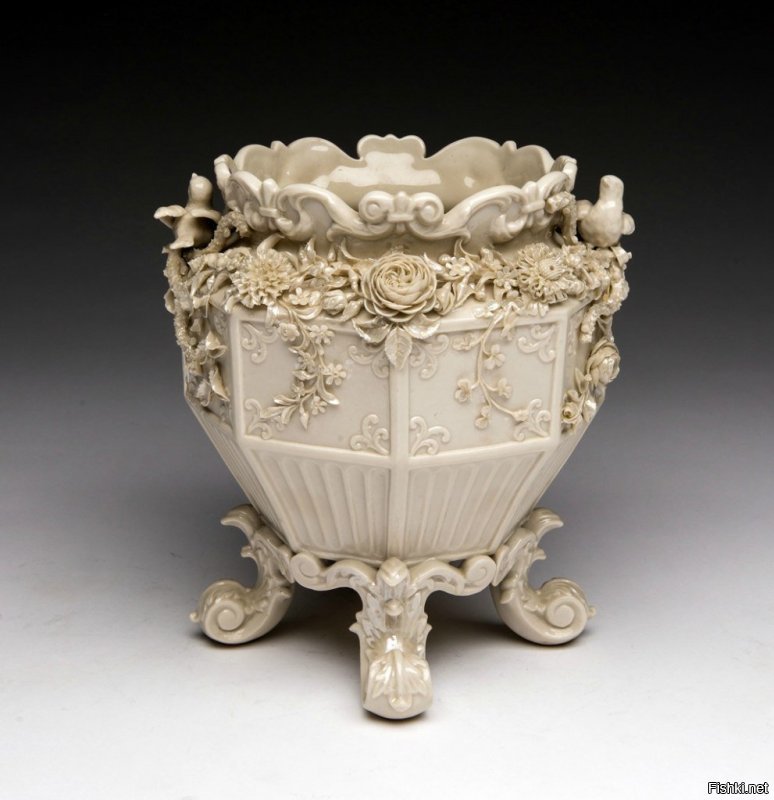 купить конструктор (заготовки) и собрать машинку или домик (в данном случае браслетик и серьги) - это не рукоделие

вот это рукоделие