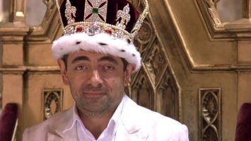 Да по тем временам фильм был интересный. Но поскольку бондианы мы в те времена не знали, то не понимали основного троллинга.
Потом таких фильмов стало много и мы бондиану поглядели.