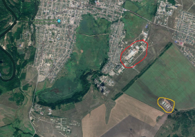 "Вам захотелось и можете найти какую угодно."
Вы внимательно читаете, что я пишу? Я ХОЧУ. Найти НЕ МОГУ. Про какой выбор речь, если я единственный сорт не могу найти? 
Про вонь: да, от нашего мясокомбината, который, несмотря на то, что наш городок тогда был в 40-50 тыс. чел., был крупнейшим в области, бывало воняло. Но там коров везли непрерывным потоком, а по отдельной ж/д ветке вагонами продукцию. Колбасу, мясо ел весь город. Также как масло сливочное и растительное от соответствующих заводов. Бывали дни, что заванивало летом, не справлялись. Сейчас в этом районе единственная свиноферма (на фото желтым цветом, а остатки МК красным), которую в СССР давно бы прикрыли, за то, что свинское говно вываливается просто в поле. Фан такой стоит, что в центре города глаза режет.