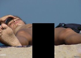 "Друг просит чтоб птицу убрали."- вот, держи, другу привет )