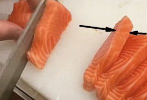 Да, ломтики как для себя режет!