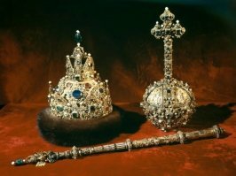 Да, ТС ты прав  , госсимволы тебе в прямую кишку !