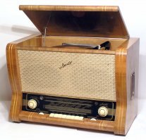 Когда мелким был, у нас вот такой девайс был, почему то в подборке отсутствует: