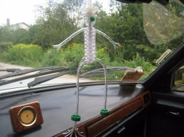 Были ещё рыбки и чёртики из капельницы, монеты в резиновом уплотнителе лобового стекла.