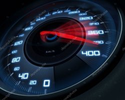 Я по молодости (глупый был) спортивный ягуар шефа по бориспольской трассе, 4-х полоске, ночью разгонял до 250 - дальше комп не дает, но это не очень страшно.
Самое страшное, когда у меня был Орел Кадет и разогнался я до 170 и это гавно просто начал плавать по дороге - вот это страшно :)
