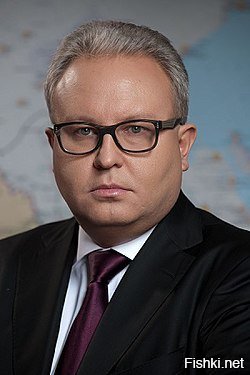 Добавлю еще. Андрей Муров, Председатель совета директоров ФСК ЕЭС. Папа, быыший охранник Темнейшего.
