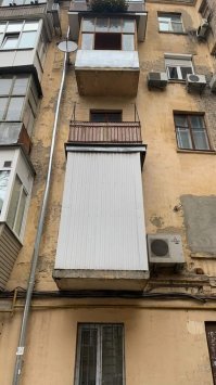 А мне кажется там происходит что-то интересное