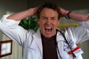 Не в тему фильмов ужасов, но слева мы видим доктора Кокса:)