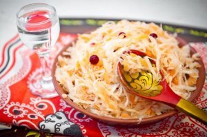 Помогает ли рассол от похмелья?