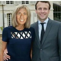 Как на самом деле знаменитости выглядят вблизи: 19 фото, раскрывающих правду