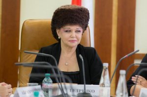 20 ужасных причесок от горе-парикмахеров, которым пора оторвать руки за их бесчинства