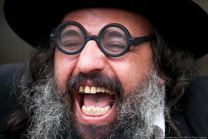 Про своих вырожденцев выложить не хочешь, дегенерат?!