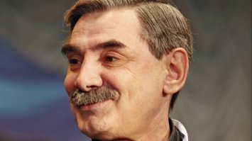 Ну в это случае он недолго думал