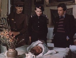 Ну как же! Вон он на переднем плане лежит!