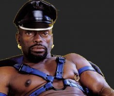 Классический чёрный гей.