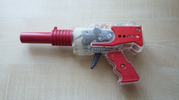 Серьезные игрушки времен СССР