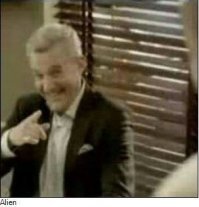 Так исторически сложилось, что чёрные лучше бегают...а белые стреляют