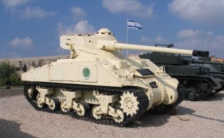 Египетский M4A4 "Шерман" с башней AMX13