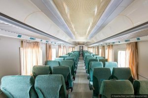 Фу!Что за уродство?Бабла попилили по-полной.Ну а футбольная "звенит-олигофрена"-апофигей маразма.Бакланы там в питере ещё не все крыши склевали?Как там ваша наркоманская "Апарашка"?В центре города нельзя появиться русскому!!!Такое только в питере.
Я выдохнул а теперь буду признаваться в любви к Ленинграду.Именно к Ленинграду.Яйца пока не седые но нынешний Питер меня удручает (уберите шлюх и журналы с адресами борделей под "дворниками").А я мотался из Москвы в Ленинград в 1997-8-9 годах и обратно по выходным на "ЭР-200".Тогда это было круто.Вот когда в Питере солнце...ну просто кайф.Вот вы наберите в поисковике "Солнце в зените в Санкт-Петербурге".Там будет только унылое фото закатов.Спасибо Ольге Т. за последнее фото.