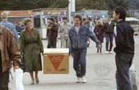 К стати, железные телевизоры были, один такой до сих пор у ребят в сторожке работает.